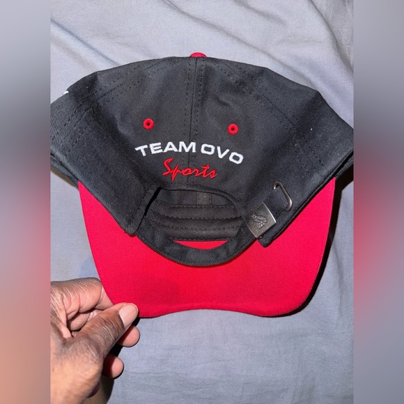 Brand New OVO x Toronto Raptors x Looney Tunes - Picture 3 of 4